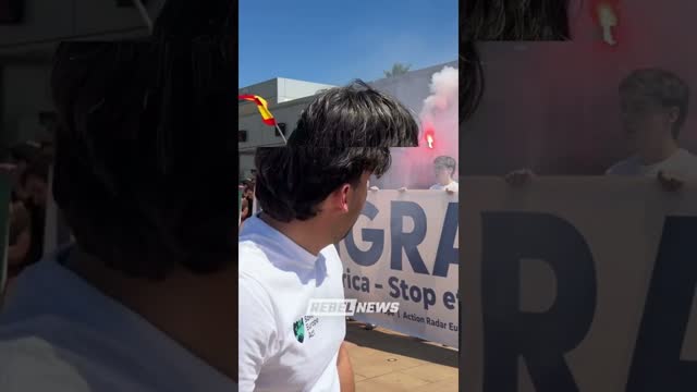 Remigration activists blockade a port entry after 60k illegals crossed into Ceuta, Spain. #rebelnews