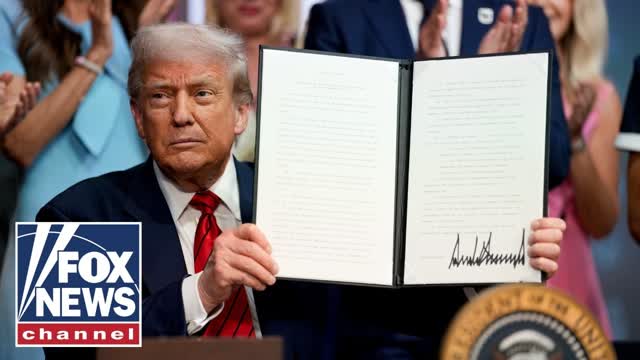 'LAST CHANCE': Trump SOUNDS OFF on Iran, signs executive order