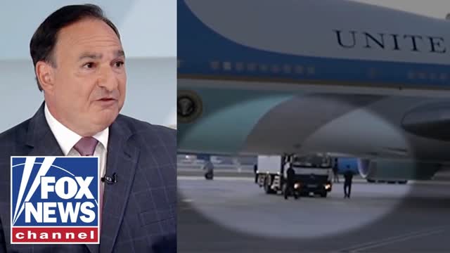 Former Secret Service agent says critics of Trump plane swap have �TDS�
