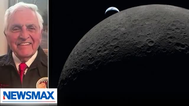Former astronaut describes what it�s like to hit the atmosphere at 25,000 MPH | America Right Now