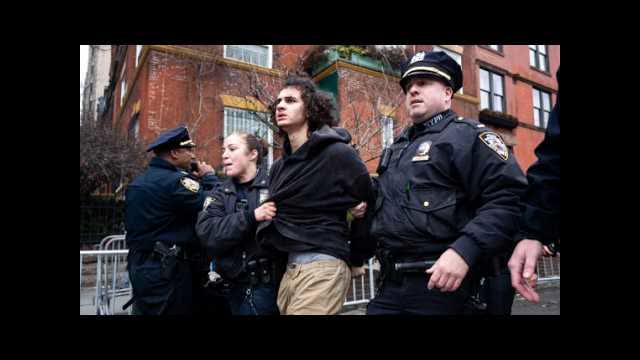 2 Men Charged With Attempting to Detonate Explosives Outside NYC Mayor's Home