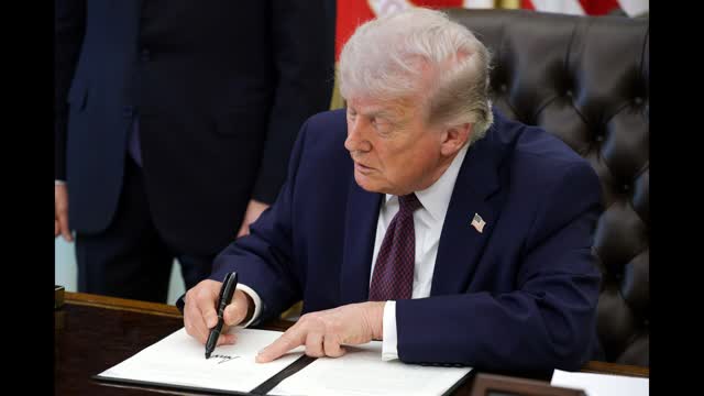 Trump Signs Executive Orders at White House (April 18)