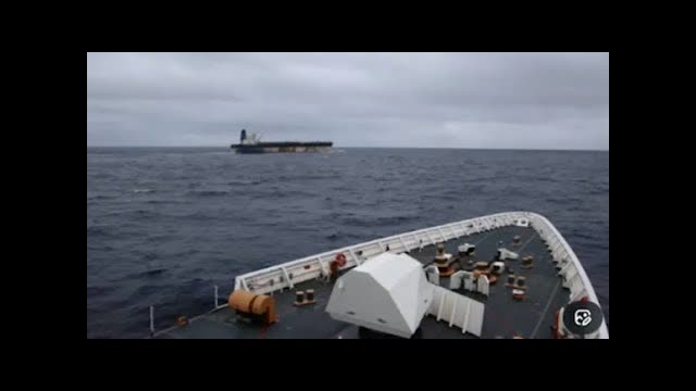 US Seizes 2 Venezuela-Linked Oil Tankers in Predawn Operations