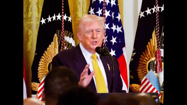 Trump Says �Big Wave� of Strikes Against Iran Imminent