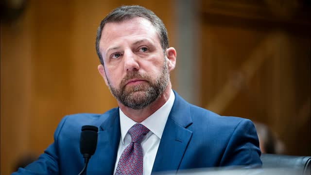 LIVE: Trump Hosts Ceremony to Swear-In Markwayne Mullin as Secretary of Homeland Security