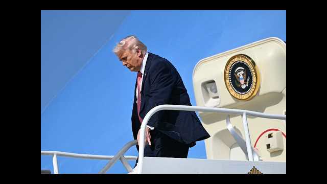 REPLAY: Trump Gaggles With Press Aboard Air Force One (March 29)