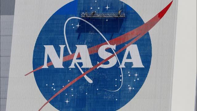 LIVE: NASA Officials Provide Flight Day 5 Status Update for Artemis II Mission