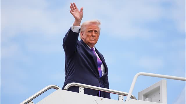 REPLAY: Trump Departs Joint Base Andrews for Florida