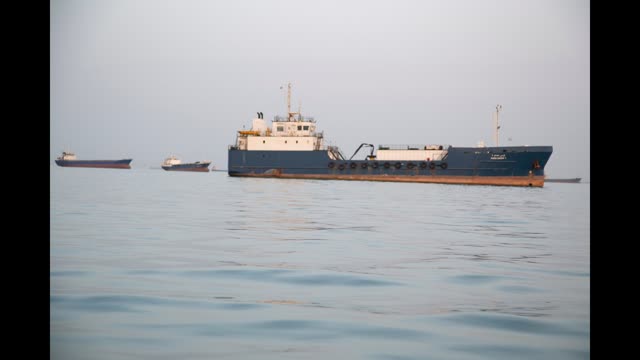 US Navy Boards Ship in Indian Ocean Transporting Iranian Oil to China