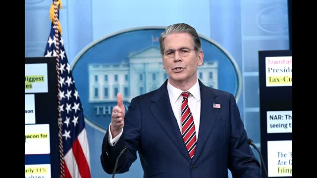 US Warns of 'Secondary Sanctions' to Chinese Banks Aiding Iran