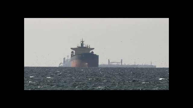 Bessent: US May 'Unsanction' Iranian Oil in Stranded Tankers