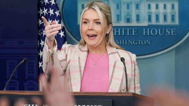 LIVE: White House Press Secretary Holds Briefing (April 27)