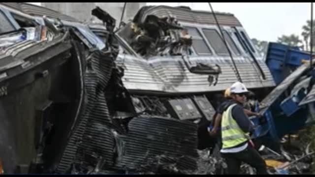 Crane Falls on Train in Thailand During China Backed Railway Project
